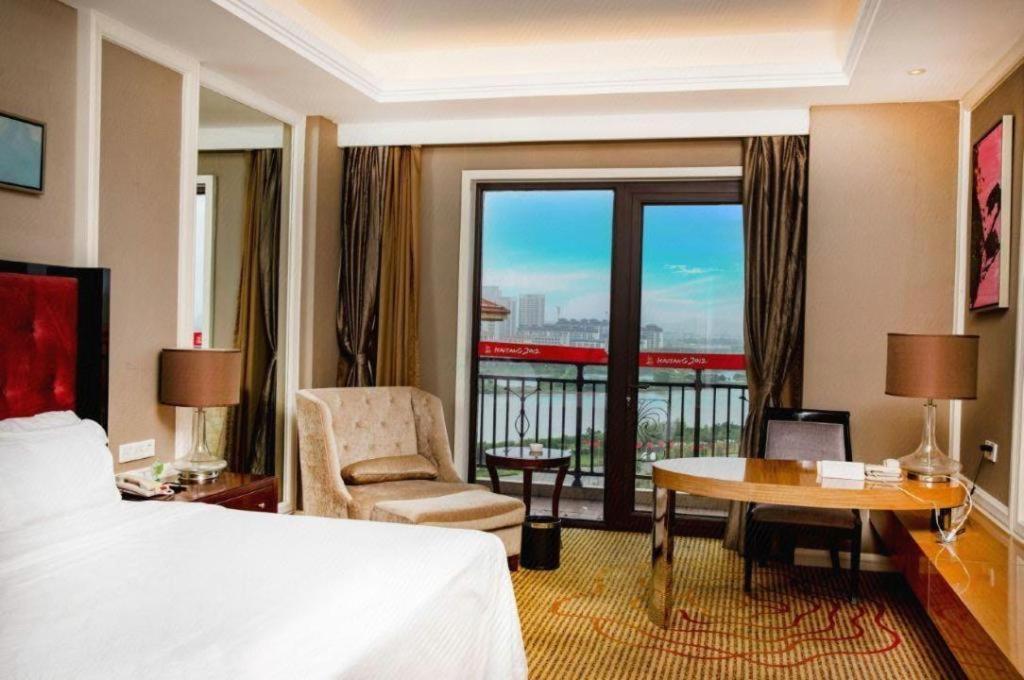 Haiyang Shenglong Jianguo Hotel Hai-yang-hsien Eksteriør bilde